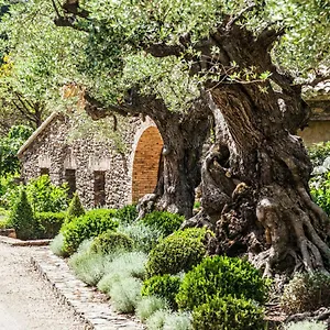 Pensión Domaine Les Mésanges ***